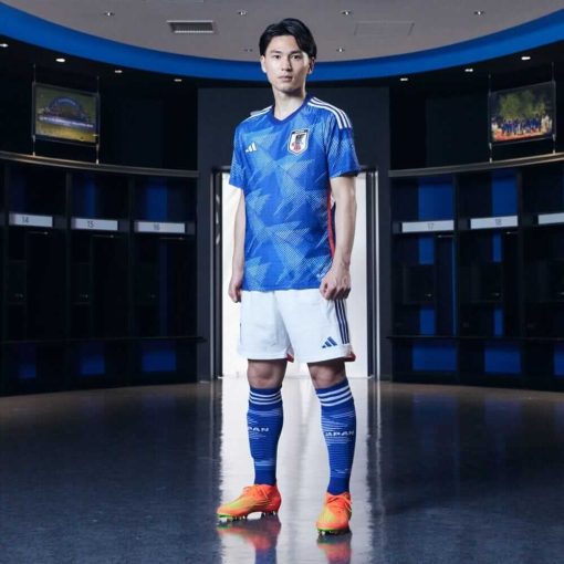 Adidas Japan 2022/23 Men's Home Shirt - Image 5